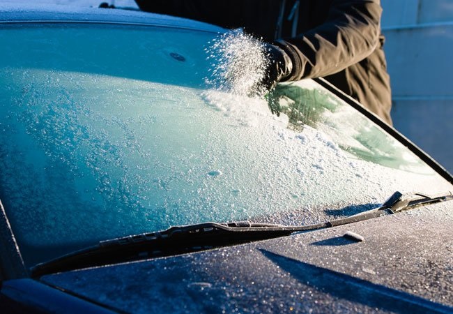 defrost-windshield