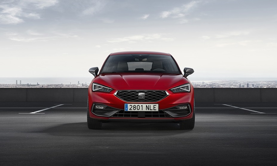 007-Leon-FR-Desire-Red_5D_Low