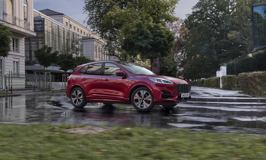 FORD_KUGA_ST-LINE_PHEV_020