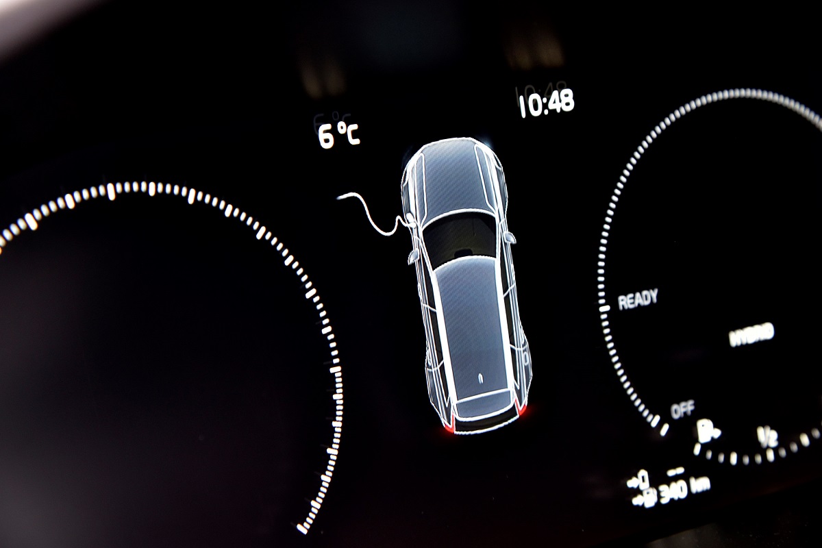 Volvo XC90 T8 - model year 2017