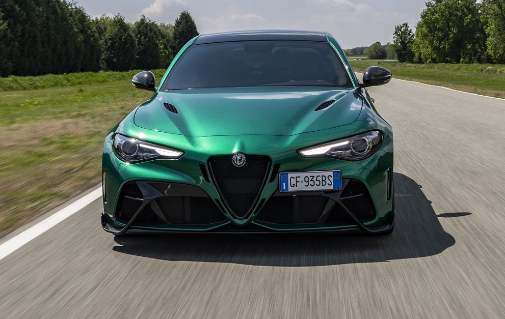 Giulia GTA Montreal Green (1)