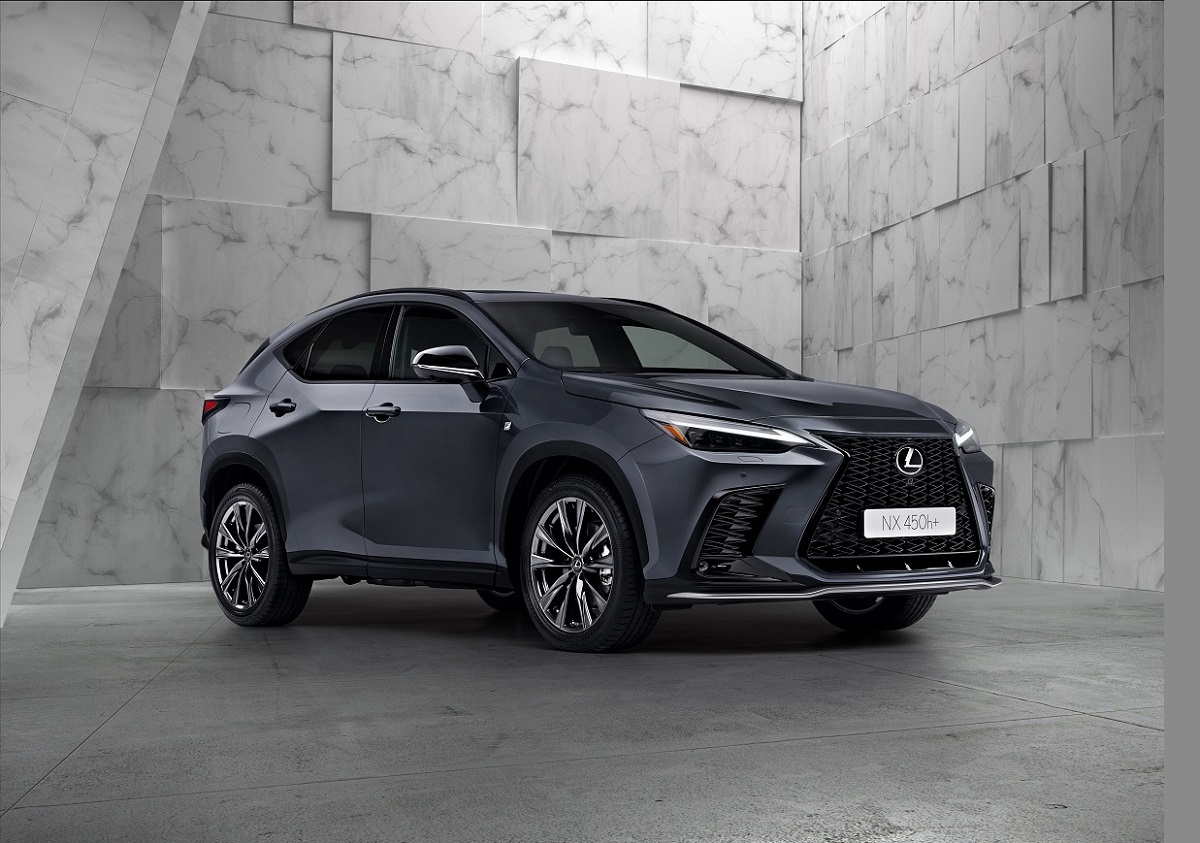 1 NX 450h+