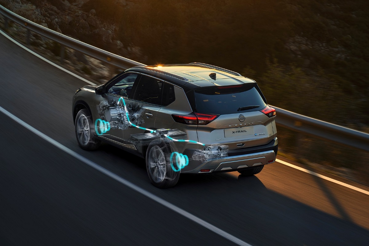 884547a-F275-22TDIEULHD_XT_014b_LR