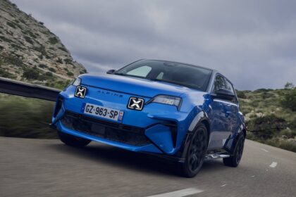 Alpine A290 GTS blue - Photos